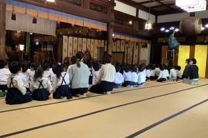 年長組　春祭り参拝